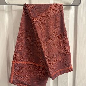 Lululemon Wunder Train High-Rise Crop 23"
Crackle Glaze Vintage Orange Larkspur